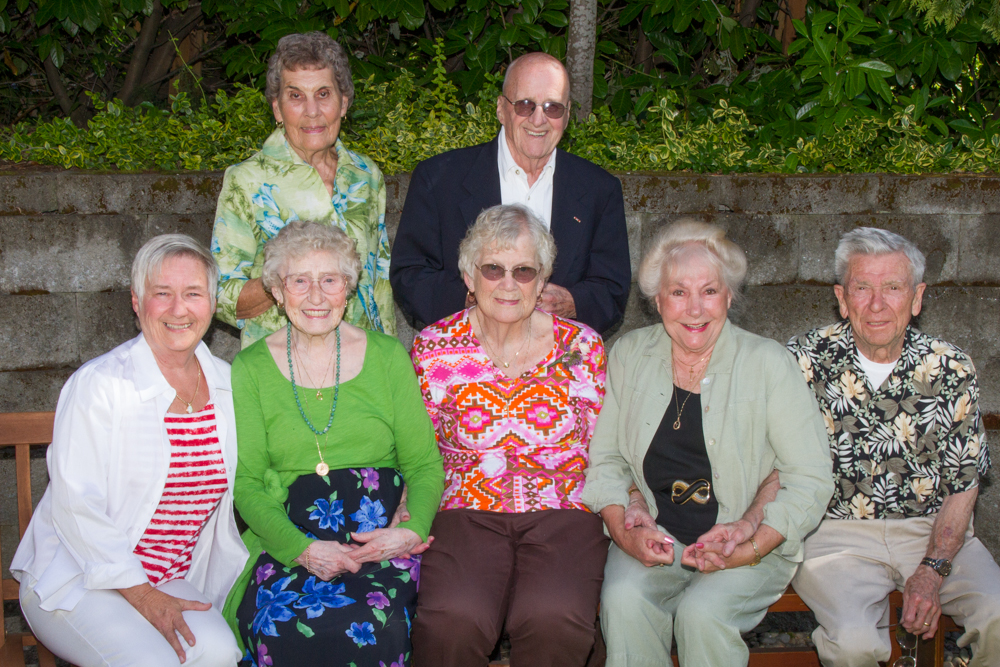 Top row: Bea, George Brennfleck, Bottom row: Mary Lou, Arlene, Mom, Kerry, Dale
