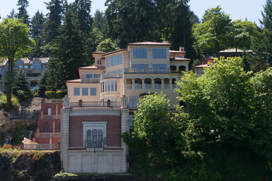 Mansion on the Willamette